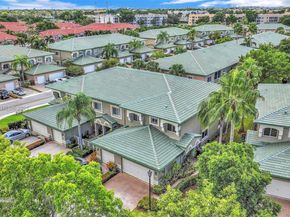 7921 E Exeter Blvd E 202, Tamarac FL 33321