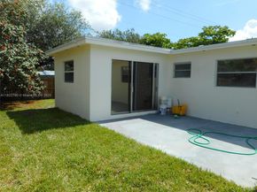 826 N 32nd Ct, Hollywood FL 33021