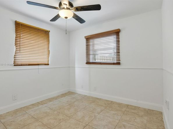 2681 NW 63rd Ave, Margate FL 33063