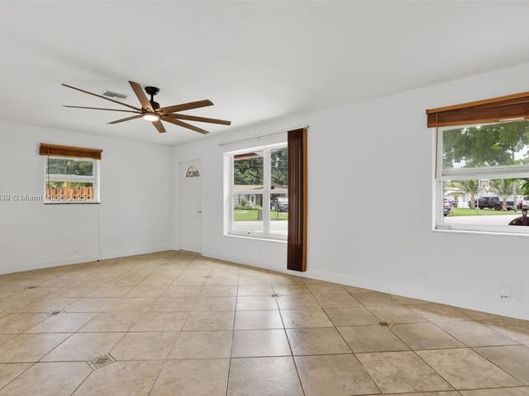 2681 NW 63rd Ave, Margate FL 33063