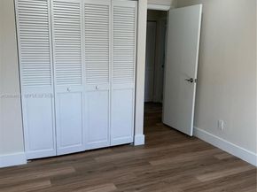 2806 Oak Grove Rd, Davie FL 33328