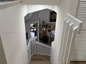 2806 Oak Grove Rd, Davie FL 33328