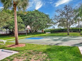 2806 Oak Grove Rd, Davie FL 33328