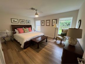 2806 Oak Grove Rd, Davie FL 33328