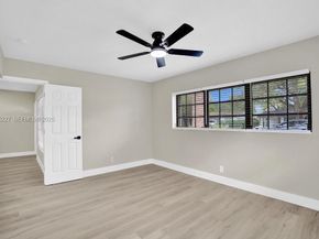 6844 SW 12th St, Pembroke Pines FL 33023