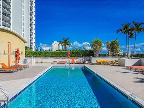 3180 SW 22nd Ter PH201, Miami FL 33145