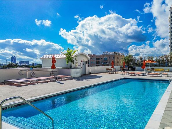 3180 SW 22nd Ter PH201, Miami FL 33145