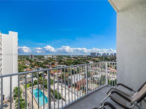 3180 SW 22nd Ter PH201, Miami FL 33145