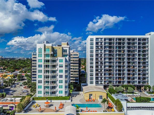 3180 SW 22nd Ter PH201, Miami FL 33145