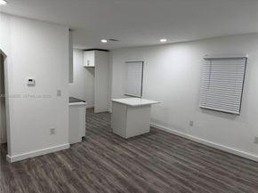 598 NW 53rd St, Miami FL 33127