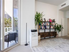 21205 Yacht Club Drive 304, Aventura FL 33180