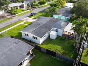9351 SW 53rd St, Miami FL 33165