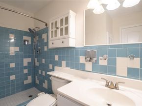 9351 SW 53rd St, Miami FL 33165