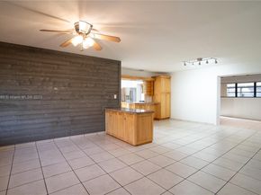 9351 SW 53rd St, Miami FL 33165
