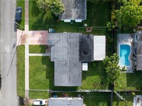 9351 SW 53rd St, Miami FL 33165