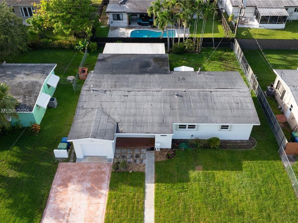 9351 SW 53rd St, Miami FL 33165