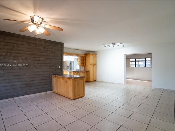 9351 SW 53rd St, Miami FL 33165
