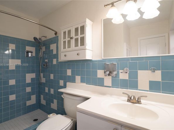 9351 SW 53rd St, Miami FL 33165
