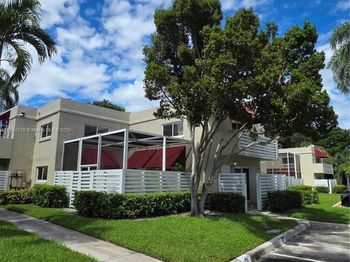 563 NW 98th Ave
