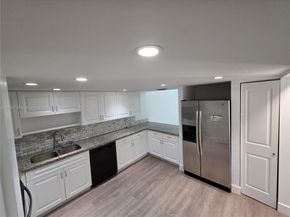 563 NW 98th Ave, Plantation FL 33324