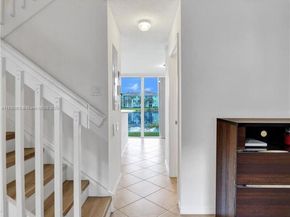 10607 SW 6th St 1006, Pembroke Pines FL 33025