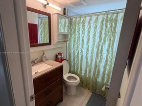 2286 lake Osborne dr 16, Lake Worth FL 33461