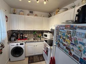 2286 lake Osborne dr 16, Lake Worth FL 33461