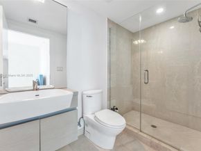200 Biscayne Boulevard Way 3601, Miami FL 33131