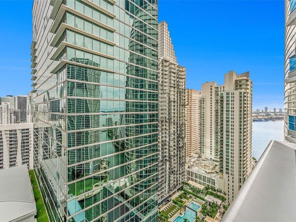 200 Biscayne Boulevard Way 3601, Miami FL 33131