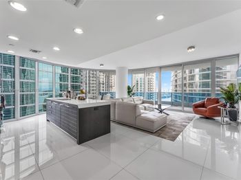 200 Biscayne Boulevard Way