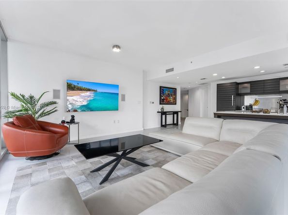 200 Biscayne Boulevard Way 3601, Miami FL 33131