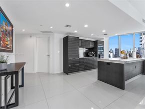 200 Biscayne Boulevard Way 3601, Miami FL 33131