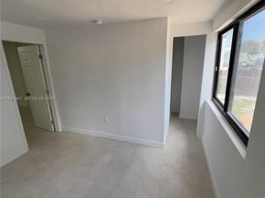 418 NW 9th Ave, Miami FL 33128