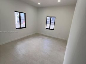 418 NW 9th Ave, Miami FL 33128