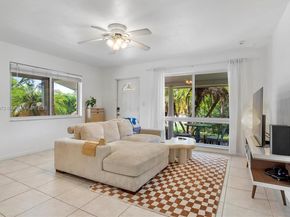220 NW 35th Ct, Oakland Park FL 33309