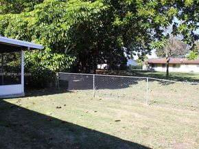 12965 SW 76th Ter, Miami FL 33183