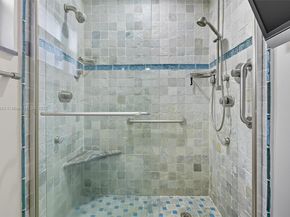 11521 NW 23rd St, Plantation FL 33323