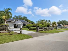 11521 NW 23rd St, Plantation FL 33323