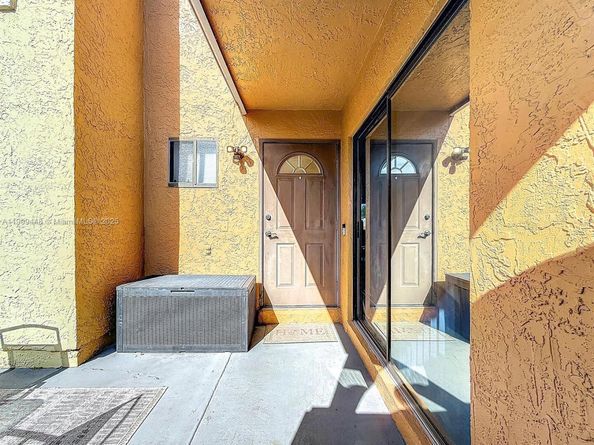 8117 NW 71st Ct, Tamarac FL 33321