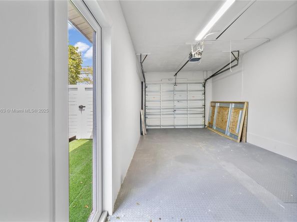 5020 SW 92nd Ave, Miami FL 33165