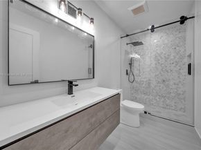 5020 SW 92nd Ave, Miami FL 33165