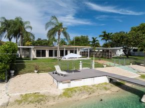 5020 SW 92nd Ave, Miami FL 33165