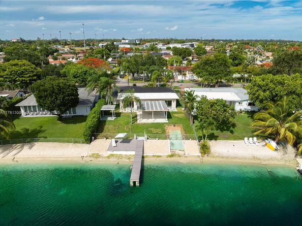 5020 SW 92nd Ave, Miami FL 33165