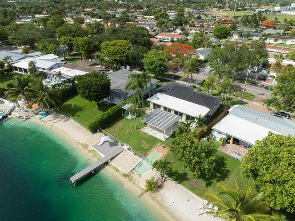 5020 SW 92nd Ave, Miami FL 33165