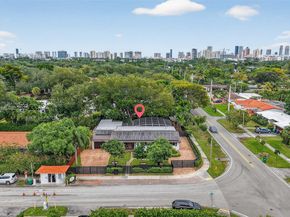 19901 NE 21st Ave, Miami FL 33179