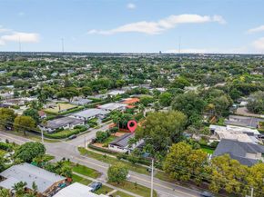19901 NE 21st Ave, Miami FL 33179