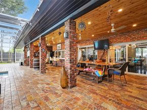 19901 NE 21st Ave, Miami FL 33179