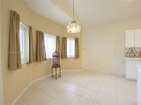 5402 NW 110th Ave, Doral FL 33178