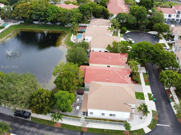5402 NW 110th Ave, Doral FL 33178
