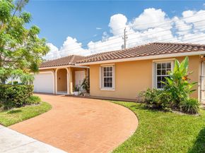 419 SW 136th Pl, Miami FL 33184